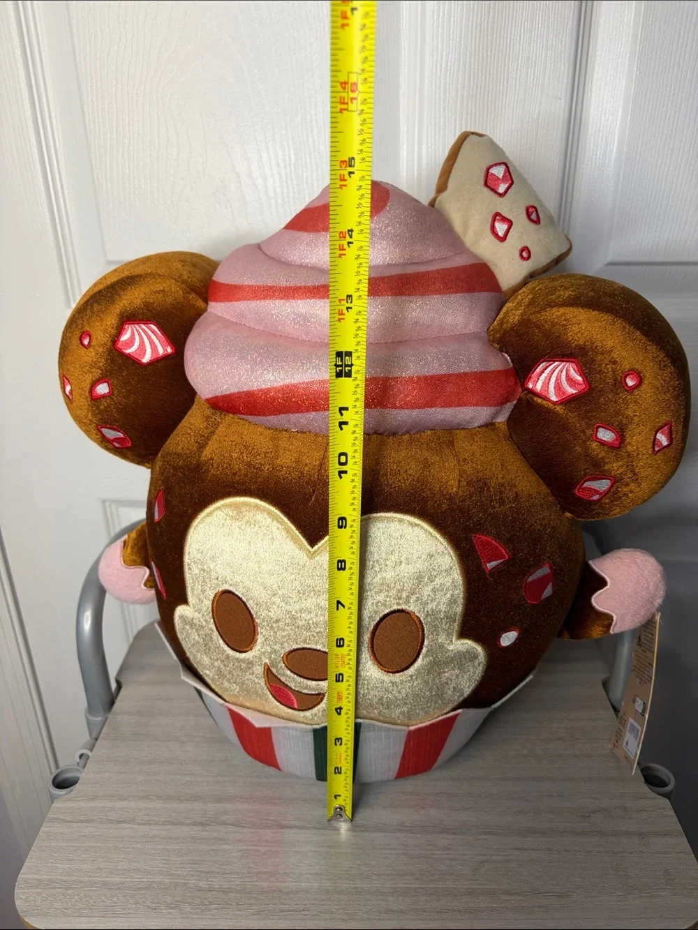 Disney Mickey Peppermint Bark Cupcake Munchkins Plush